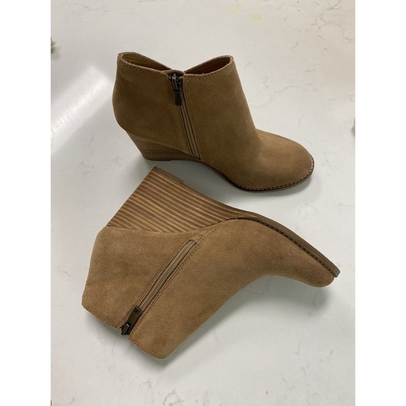 Lucky Brand Women’s size 9M Yakeena Tan Suede Leather Ankle Wedge Boots - Picture 11 of 16